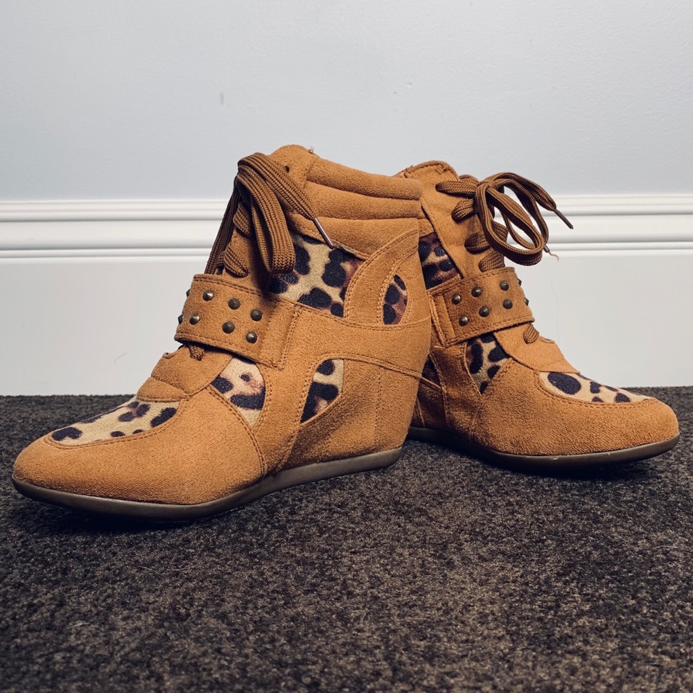 Sexy Cheetah Wedges